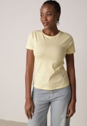 Żółty Bawełniany T-shirt w Klasycznym Stylu Nedila. Żółte t-shirty Born2be, m, bez wzorów, z bawełny, bez kołnierzyka, bez ramiączek. Za 39.99 zł.