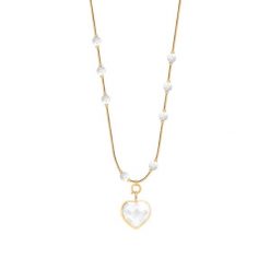 Naszyjnik Pearls z sercem z mlecznym kryształem. Białe naszyjniki Lilou, pozłacane. Za 297.00 zł.