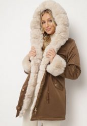 Beżowo-Brązowa Kurtka Parka z Kapturem i Odpinanymi Futerkowymi Zdobieniami Inessara. Brązowe kurtki Born2be, l, z aplikacjami, z kapturem. Za 289.99 zł.