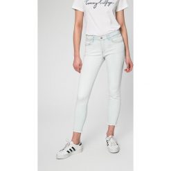 Wrangler - Jeansy SKINNY CROP ARUBA. Niebieskie jeansy Wrangler, bez wzorów. W wyprzedaży za 179.90 zł.