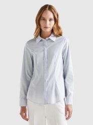Benetton Koszula w kolorze błękitnym rozmiar: XL. Niebieskie koszule Benetton, xl, bez wzorów, bez kołnierzyka, bez ramiączek. Za 57.20 zł.