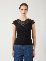 YAS Koszulka w kolorze czarnym rozmiar: XL. Czarne bluzki YAS, xl, bez wzorów, z koronki, bez kołnierzyka, bez ramiączek. Za 109.52 zł.