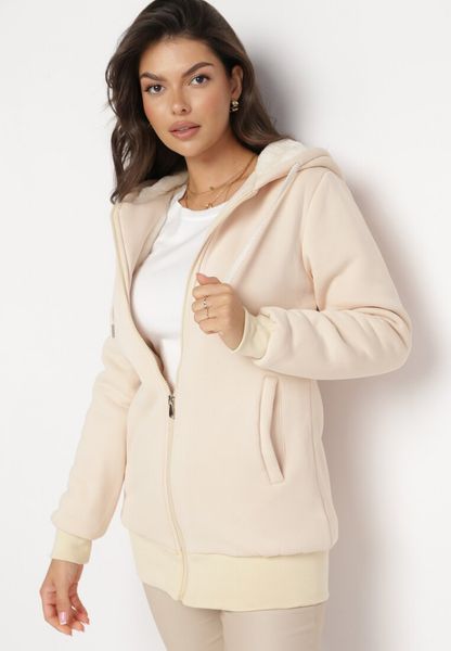 Jasnobeżowa Bluza Ocieplana Sztucznym Futerkiem z Kapturem i Kieszeniami Violanda. Brązowe bluzy Born2be, l, bez wzorów, z kapturem. Za 119.99 zł.