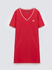 Sukienka damska dzianinowa z niewielkim haftem czerwona Zorkana 603. Czerwone sukienki Big Star, na imprezę, l, bez wzorów, z dzianiny, sportowe, bez kołnierzyka, bez ramiączek, sportowe. Za 119.99 zł.