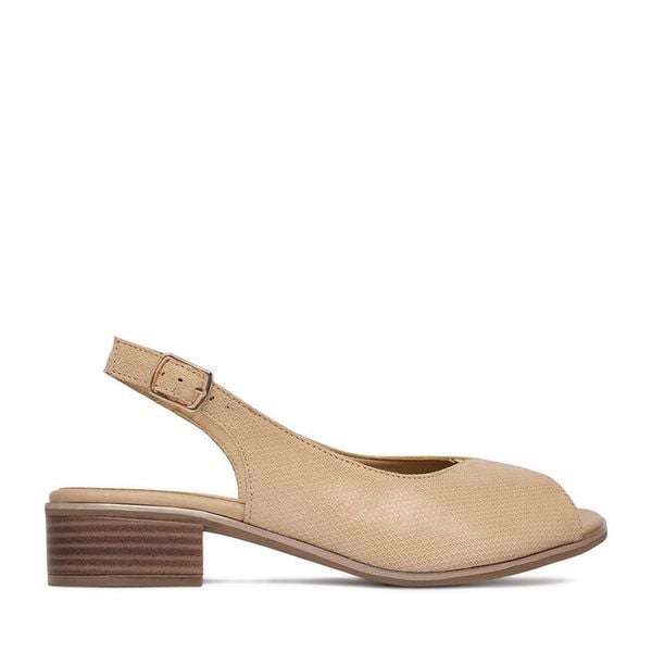 Sandały Go Soft. Brązowe sandały GO SOFT, bez wzorów, bez obcasa, na słupku, bez zapięcia. Za 169.99 zł.