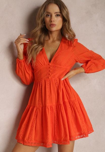 Pomarańczowa Sukienka Arierith. Brązowe sukienki Renee, m, z aplikacjami, z bawełny, boho, bez kołnierzyka, bez ramiączek, mini, rozkloszowane. Za 209.99 zł.