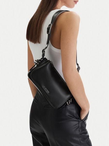G-Star Raw Torebka EO-LDA8813 Czarny. Czarne torebki klasyczne G-Star Raw, bez wzorów, z materiału, bez dodatków. Za 111.99 zł.