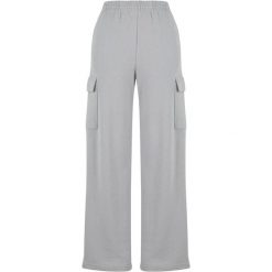 Damskie spodnie dresowe loose fit Urban Classics Light Terry. Szare spodnie dresowe Urban Classics, bez wzorów, z bawełny. Za 171.50 zł.