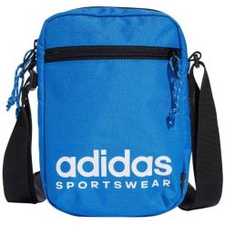 Torebka adidas Sportswear Festival Nations Pack. Niebieskie torby na ramię Adidas, bez wzorów, z materiału, sportowe, na ramię, bez dodatków. Za 69.90 zł.
