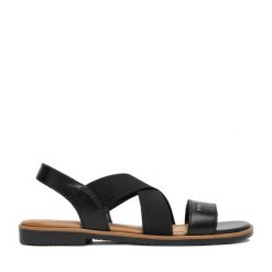 Sandały Lasocki. Czarne sandały Lasocki, bez wzorów, bez obcasa, na płaskiej podeszwie, bez zapięcia. Za 139.99 zł.