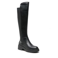 Kozaki Steve Madden. Czarne kozaki Steve Madden, bez obcasa, na płaskiej podeszwie, bez zapięcia. Za 449.99 zł.