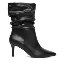 Botki Nine West. Czarne botki Nine West, bez wzorów, bez obcasa, na szpilce, bez zapięcia. Za 299.99 zł.