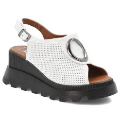 Sandały damskie Artiker, skórzane na koturnie z ozdobą i zapinane sprzączką, białe, 56C0110. Białe sandały Artiker, z aplikacjami, ze skóry, eleganckie, bez obcasa, na koturnie, bez zapięcia. Za 229.00 zł.
