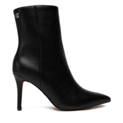 Botki Nine West. Czarne botki Nine West, bez wzorów, bez obcasa, na szpilce, bez zapięcia. Za 279.99 zł.