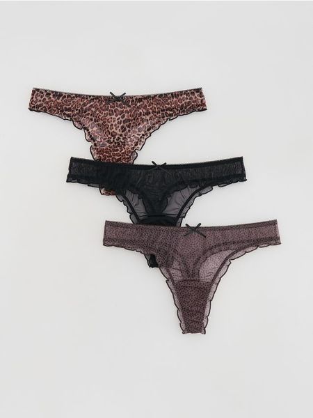 Majtki typu stringi 3 pack - brązowy. Brązowe stringi Reserved, bez wzorów. Za 59.99 zł.