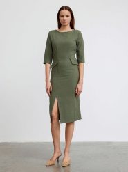 BGN Sukienka w kolorze ciemnozielonym rozmiar: 34. Zielone sukienki BGN, na imprezę, bez wzorów, bez kołnierzyka, bez ramiączek, midi. Za 78.99 zł.