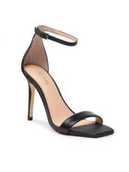 Sandały Guess. Czarne sandały Guess, z aplikacjami, bez obcasa, na szpilce, bez zapięcia. Za 749.99 zł.