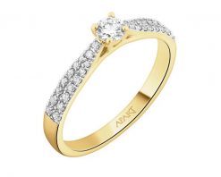 Pierścionek z żółtego złota z diamentami - 0,30 ct - próba 585. Żółte pierścionki Apart, z diamentem, złote. Za 4,290.00 zł.