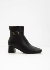 Botki. Czarne botki bonprix, bez wzorów, bez obcasa, bez zapięcia. Za 169.99 zł.