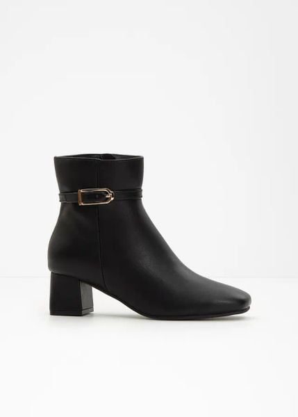 Botki. Czarne botki bonprix, bez wzorów, bez obcasa, bez zapięcia. Za 169.99 zł.