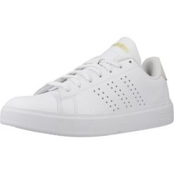 Kapcie ADIDAS ADVANTAGE 2.0 Biały. Białe obuwie domowe Adidas, bez wzorów, z syntetyku, bez zapięcia. W wyprzedaży za 262.00 zł.