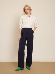 BGN Spodnie w kolorze granatowym rozmiar: 36. Niebieskie spodnie materiałowe BGN, na co dzień, bez wzorów, z materiału. Za 121.99 zł.