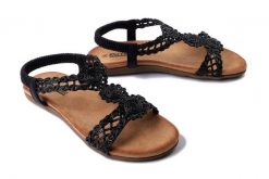 ARTIKER RELAKS 56C1283 czarny, sandały damskie. Czarne sandały Artiker Relaks, bez wzorów, bez obcasa, na płaskiej podeszwie, bez zapięcia. Za 119.90 zł.