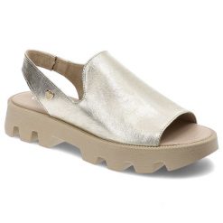 Złote Sandały Chebello Stylowe Obuwie Damskie. Żółte sandały CheBello, bez wzorów, eleganckie, bez obcasa, bez zapięcia. Za 349.00 zł.