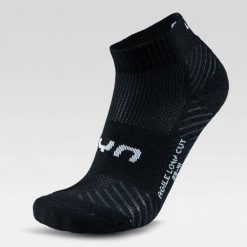 Skarpety treningowe dla dorosłych Uyn Agule Low Cut Socks. Czarne skarpety Uyn, bez wzorów. Za 79.99 zł.