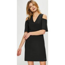 Trussardi Jeans - Sukienka. Czarne sukienki Trussardi Jeans, na co dzień, s, bez wzorów, z elastanu, casualowe, bez kołnierzyka, bez ramiączek, mini, proste. W wyprzedaży za 499.90 zł.