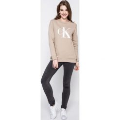 Calvin Klein Jeans - Bluza. Szare bluzy sportowe Calvin Klein Jeans, l, z nadrukiem, z bawełny. W wyprzedaży za 299.90 zł.
