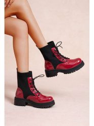 Foreverfolie Botki w kolorze czerwonym rozmiar: 40. Czerwone botki Foreverfolie, bez wzorów, bez obcasa, bez zapięcia. Za 130.99 zł.