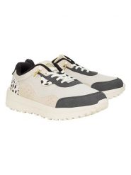 Hey Dude Sneakersy "Hayden Shine" w kolorze kremowym ze wzorem rozmiar: 39. Brązowe trampki Hey Dude, bez wzorów, bez zapięcia. Za 245.96 zł.