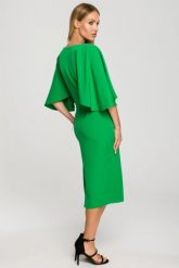 Sukienka ołówkowa z szerokimi rękawami zielona z pelerynką. Zielone sukienki Sukienki.shop, na komunię, l, bez wzorów, wizytowe, bez kołnierzyka, bez ramiączek, ołówkowe. Za 309.00 zł.