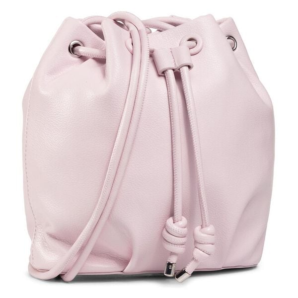 Torebka DeeZee. Czerwone torebki klasyczne DeeZee, bez wzorów, bez dodatków. Za 53.98 zł.