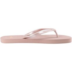 Klapki damskie 4F F018A. Brązowe klapki 4f, bez wzorów, z gumy, bez obcasa. Za 69.99 zł.