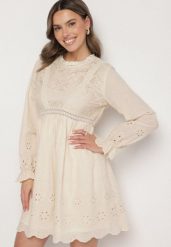 Beżowa Sukienka Boho o Rozkloszowanym Kroju z Haftowanymi Zdobieniami Ifflina. Brązowe sukienki Born2be, na co dzień, l, z aplikacjami, z materiału, boho, bez kołnierzyka, bez ramiączek, mini, rozkloszowane. Za 119.99 zł.