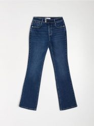 Jeansy flare low waist - granatowy. Niebieskie jeansy Sinsay, bez wzorów. Za 69.99 zł.