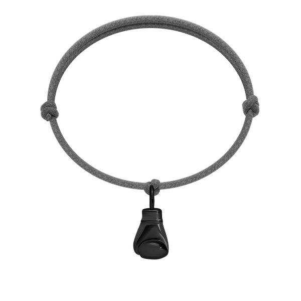 Bransoletka z czarną rękawicą bokserską na grubym ciemnoszarym sznurku. Czarne bransoletki Lilou, ze stali. Za 129.00 zł.