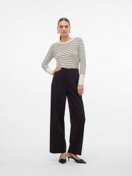 Vero Moda Sweter w kolorze czarno-kremowym rozmiar: XXL. Czarne swetry Vero Moda, xxl, bez wzorów, z włókna, bez ramiączek. Za 88.45 zł.