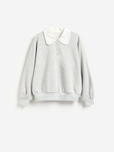 Bluza z ozdobnym kołnierzem - jasnoszary. Szare bluzy Reserved, l, bez wzorów, z bawełny, bez kaptura. Za 119.99 zł.