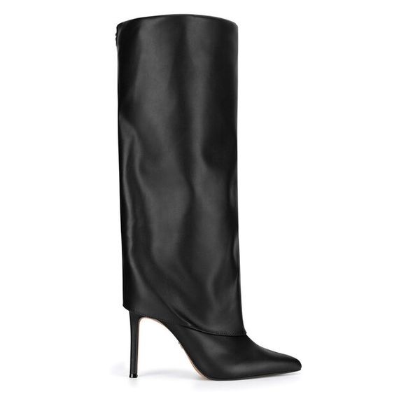 Kozaki Nine West. Czarne kozaki Nine West, bez obcasa, na szpilce, bez zapięcia. Za 379.99 zł.