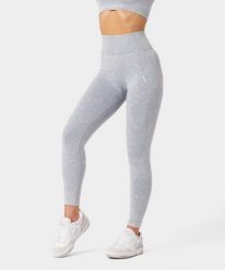 Legginsy Bezszwowe sportowe dla kobiet Carpatree Yasmine z wysokim stanem. Niebieskie legginsy Carpatree, s, bez wzorów, z materiału, z podwyższonym stanem. Za 171.99 zł.