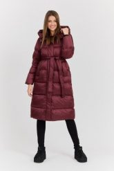 HETREGO Bordowy damski puchowy płaszcz Karen Woman Quilted Coat, Rozmiar 42 EU - 46 IT. Czerwone płaszcze HETREGO, bez wzorów, z poliamidu, bez kaptura. W wyprzedaży za 1,679.99 zł.