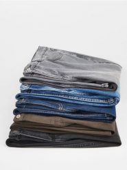 Jeansy wide leg - brązowy. Brązowe jeansy Reserved, bez wzorów. Za 139.99 zł.
