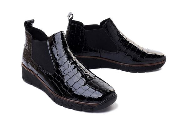 RIEKER 53794-01 black, botki/sztyblety damskie. Czarne botki Rieker, na zimę, bez wzorów, z tkaniny, bez obcasa, bez zapięcia. Za 262.43 zł.