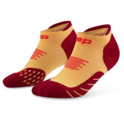 Damskie skarpety kompresyjne do biegania stopki sportowe Core Run. Czerwone skarpety CEP, bez wzorów, z elastanu. Za 69.00 zł.