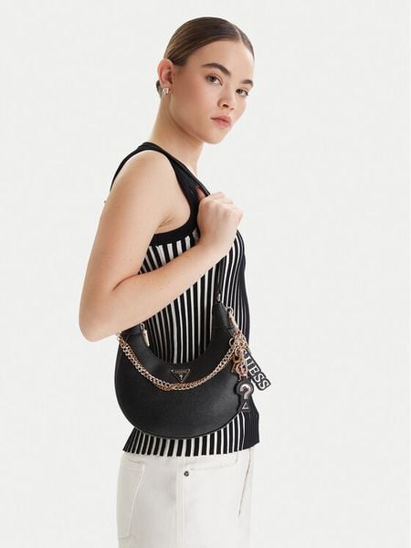 Guess Torebka Davina HWBG98 99180 Czarny. Czarne torebki klasyczne Guess, z aplikacjami, ze skóry, bez dodatków. Za 589.99 zł.