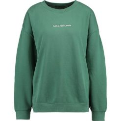 Calvin Klein Jeans HILARY Bluza trekking green. Zielone bluzy sportowe Calvin Klein Jeans, l, z bawełny. Za 449.00 zł.