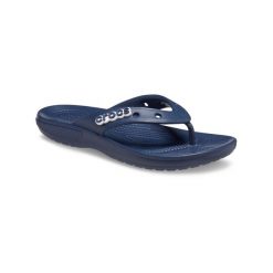 Japonki unisex Crocs Navy Classic Flip. Niebieskie klapki Crocs, bez wzorów, z materiału, bez obcasa. Za 236.00 zł.